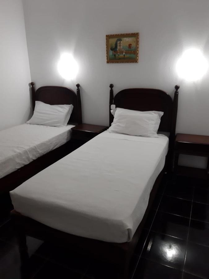 Residencial Miradoiro Guest House Портіман Екстер'єр фото